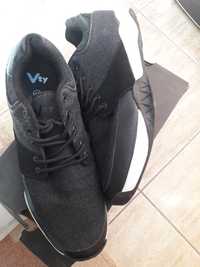 Нови мъжки обувки Vty