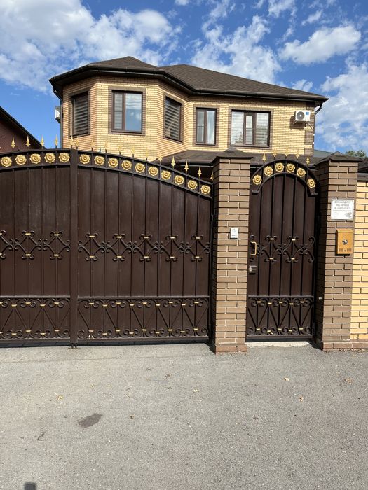 Продаю дом, коттедж 2-х этажный