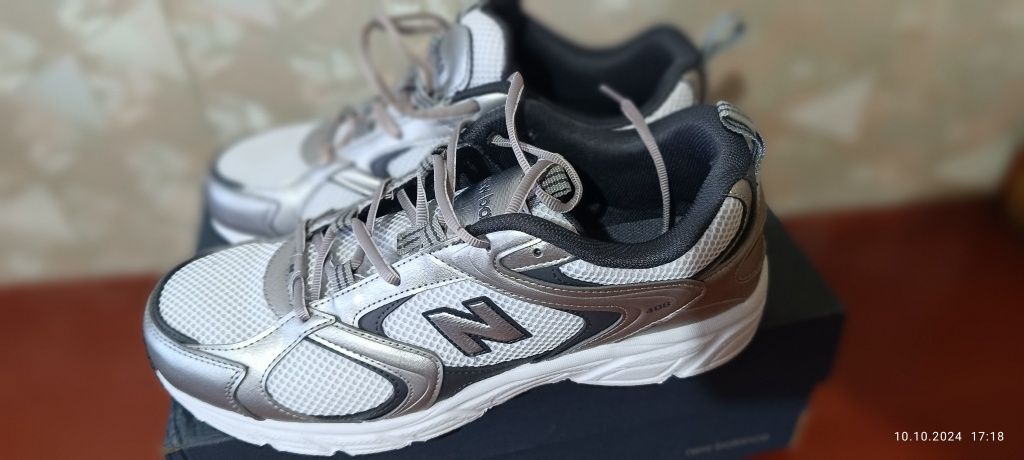 Продаются кроссовки New Balance
