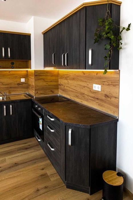 Продава се Тристаен апартамент в София, Надежда 3 - 110 кв.м за 2500 €/кв.м - Снимка #7