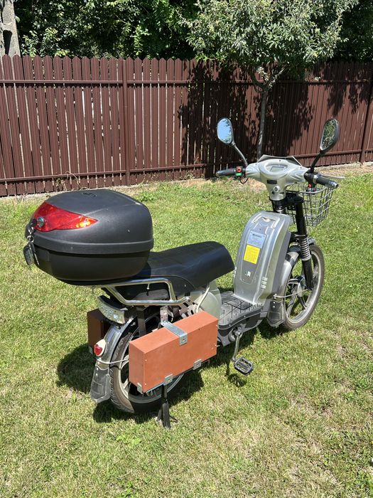 Scuter electric Volta (nu necesita permis)