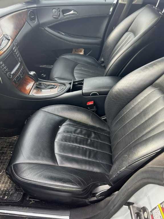 Oglinda stanga completa Mercedes CLS W219 2005 HATCHBACK 3500