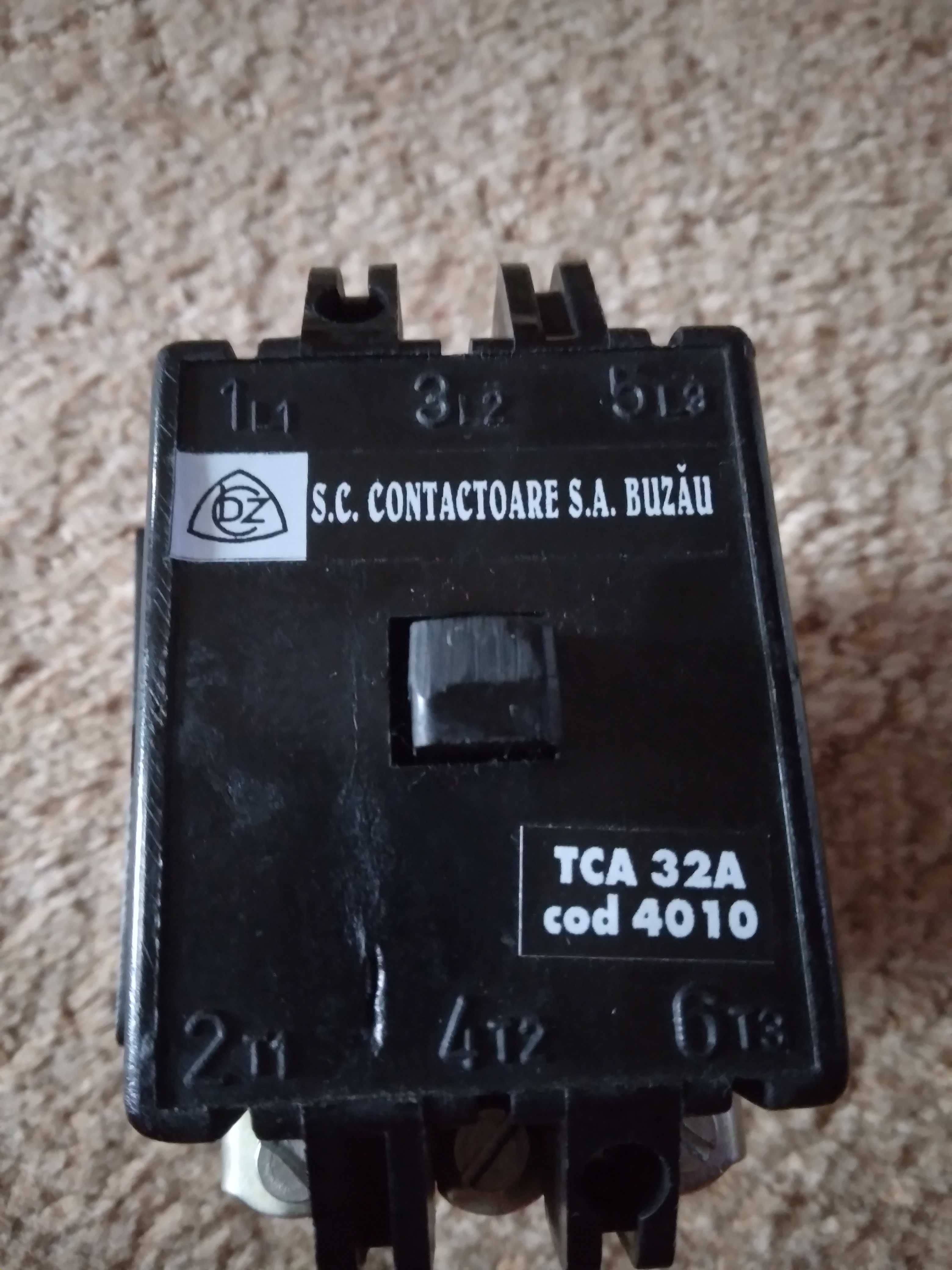 Contactor TCA 32 A