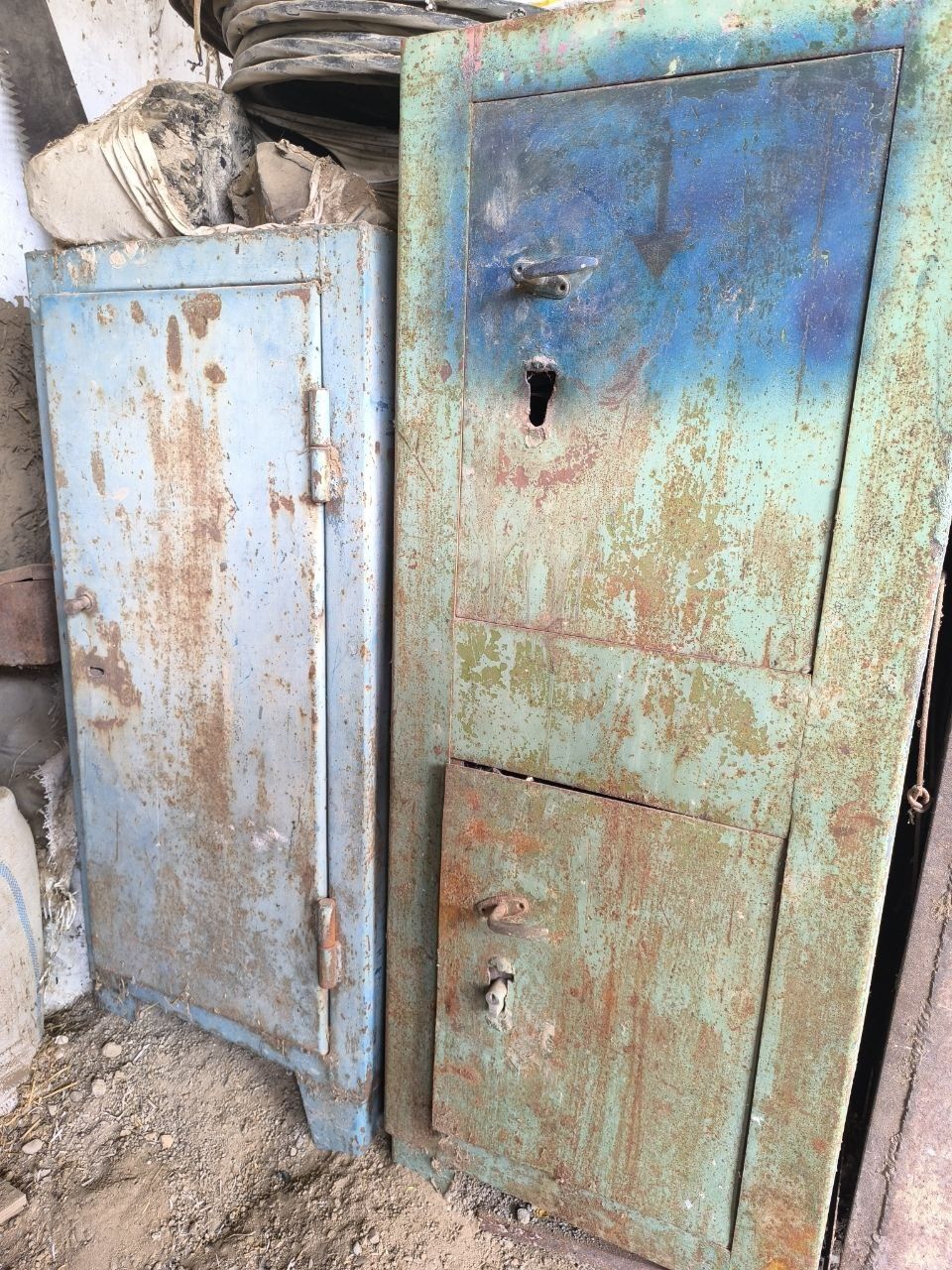 Temir seyfla sotiladi