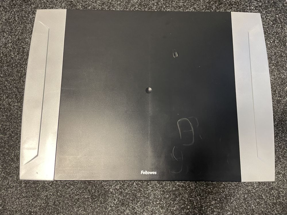 Masa laptop, neagra, cu sertar, 50 x 35 x 11 cm / sau suport picioare