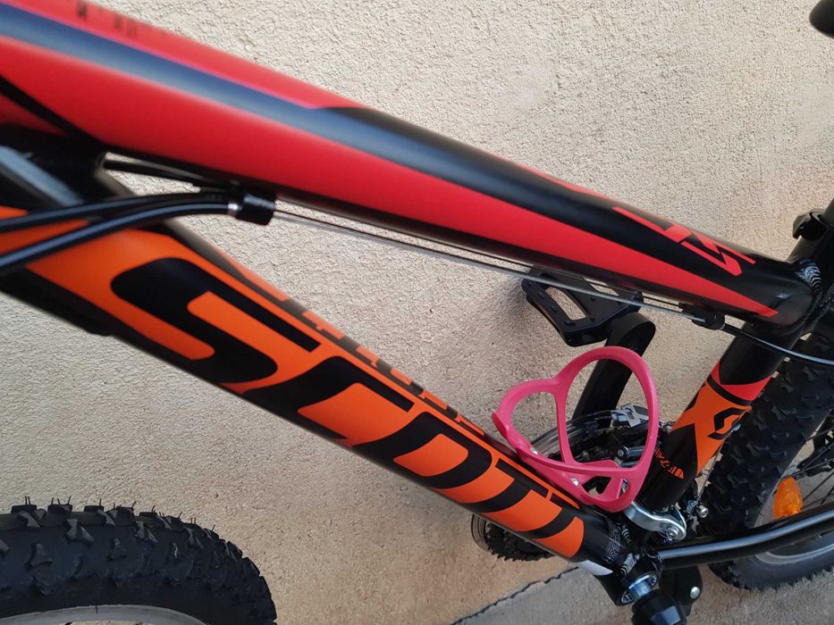 Bicicleta MTB, aluminiu, Scott scale, roti pe 24"