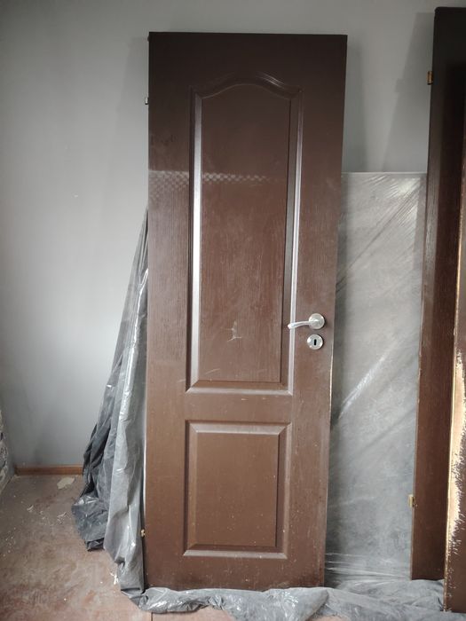 Интериорни врати със забележки