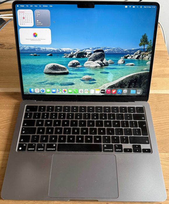 MacBook Air M2 24GB RAM, 8 CPU / 10 GPU, 1TB