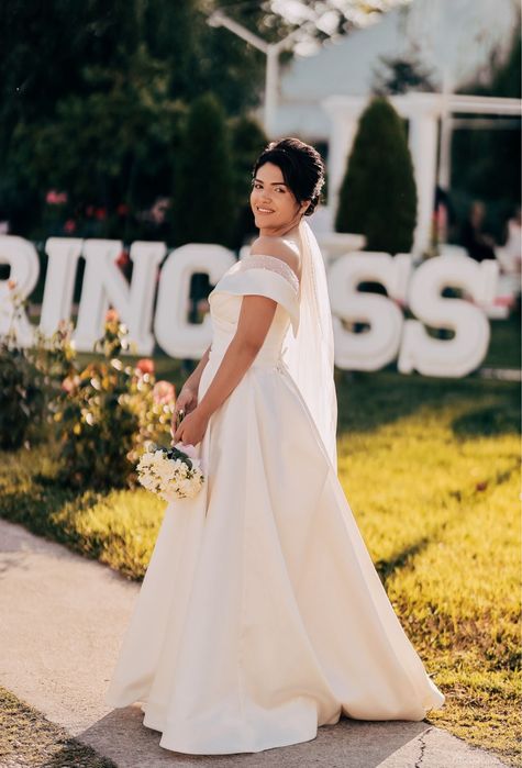 Vând rochie de mireasa Eden Bride