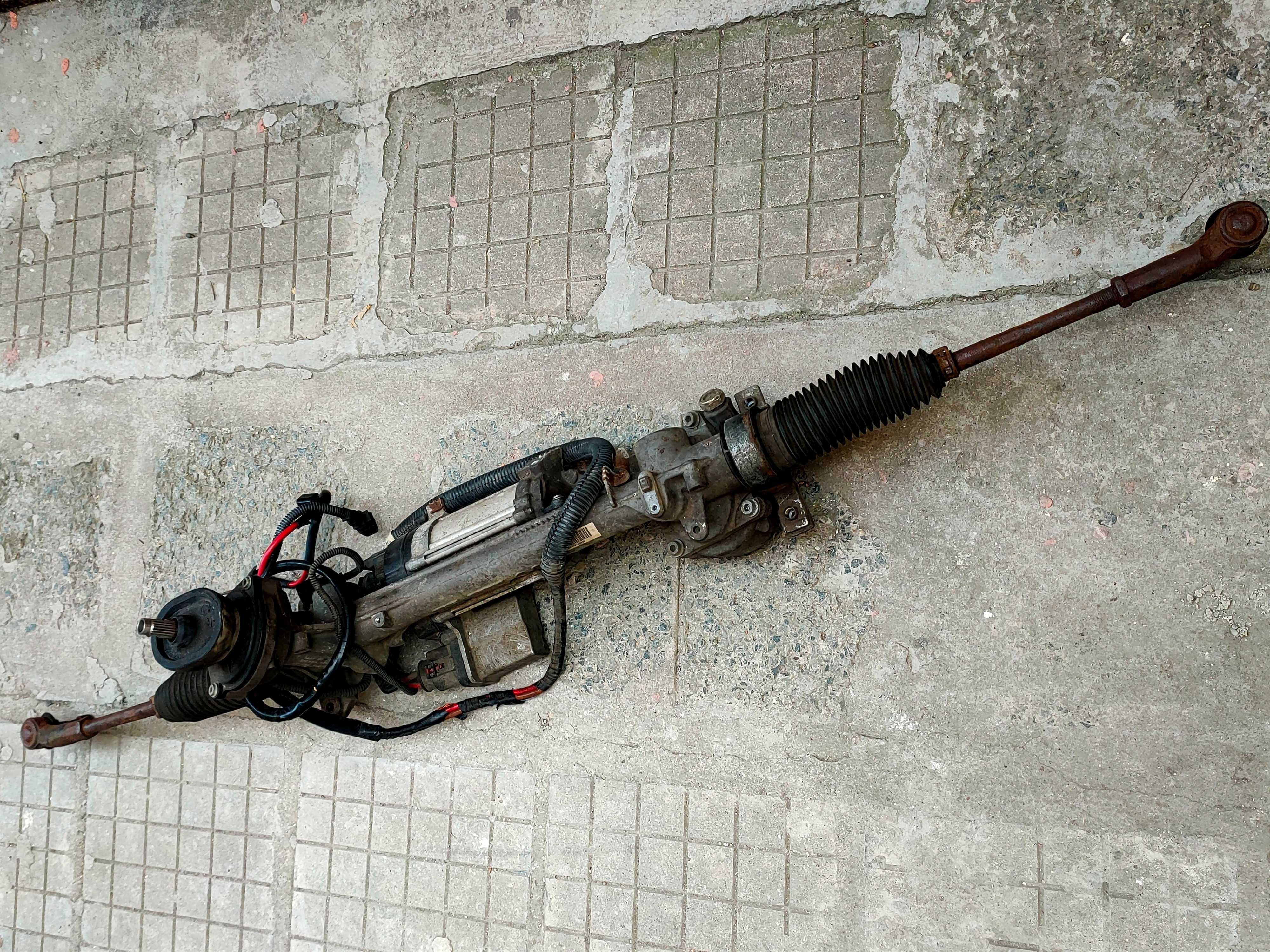 Електрическа рейка окомплектована Power steering rack за Audi  VW