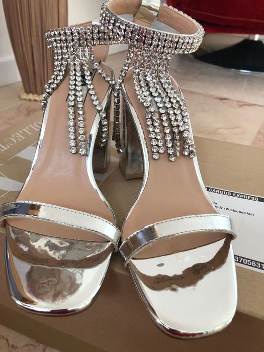 Zara sandale ocazie 37 cu strasuri