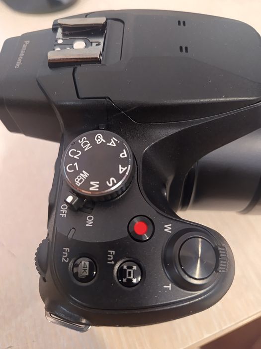 Aparat foto Bridge Panasonic LUMIX FZ82D 18 MP, Video 4K, Zoom 60x NOU