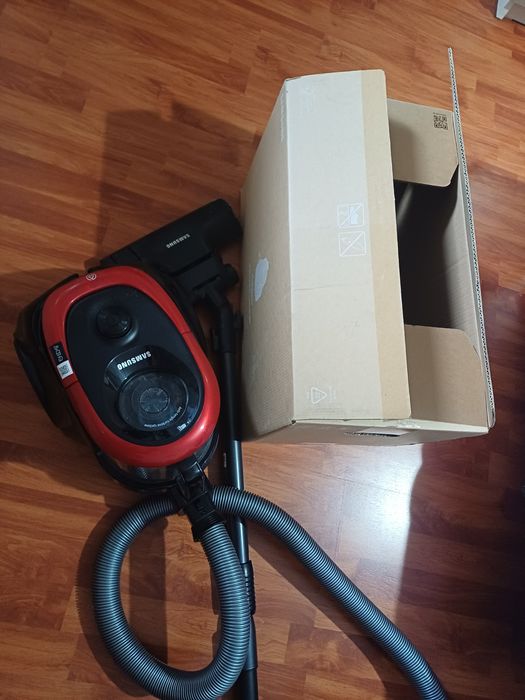 Aspirator fara sac Samsung