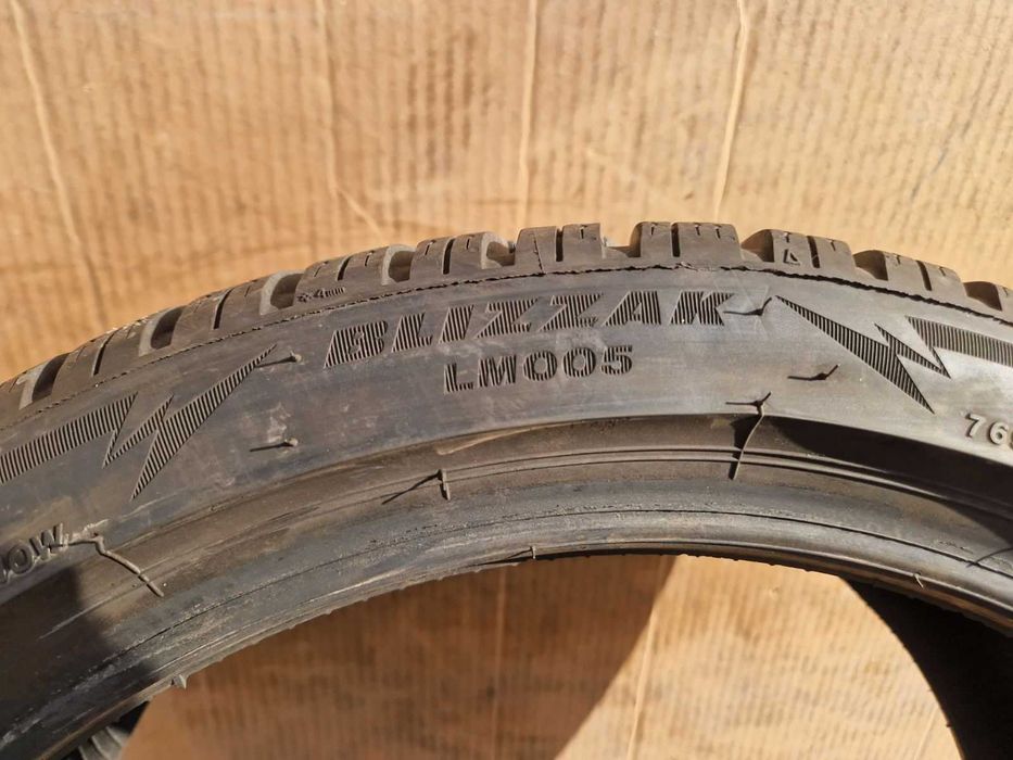 1 Bridgestone R18 225/40
Зимна гума
DOT2123