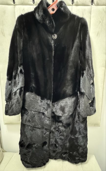 Новая норковая шуба (54р)