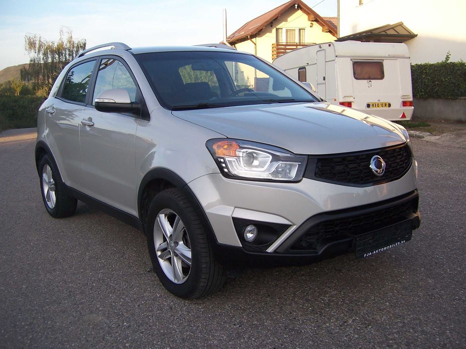SsangYong Korrado 2.0 TDI, 150 CP, Climatronic, an 2014, Import
