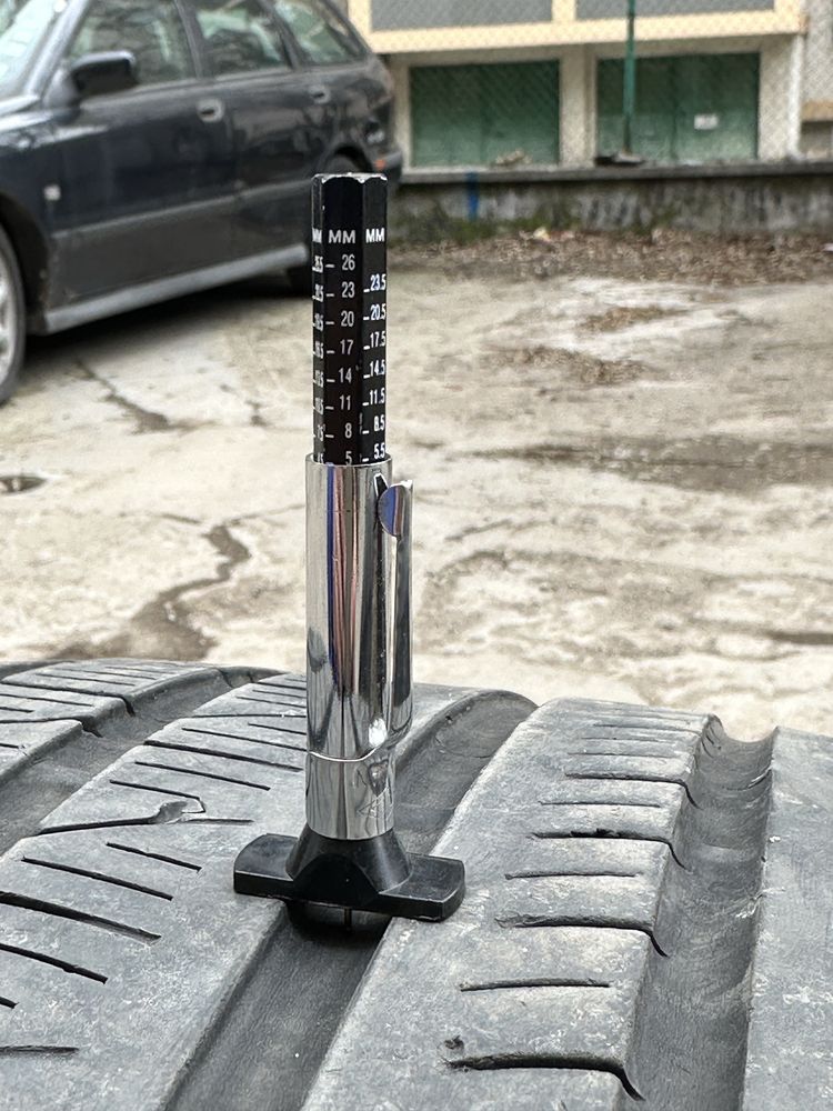 Гуми PIRELLI Scorpion - 275/45 R21