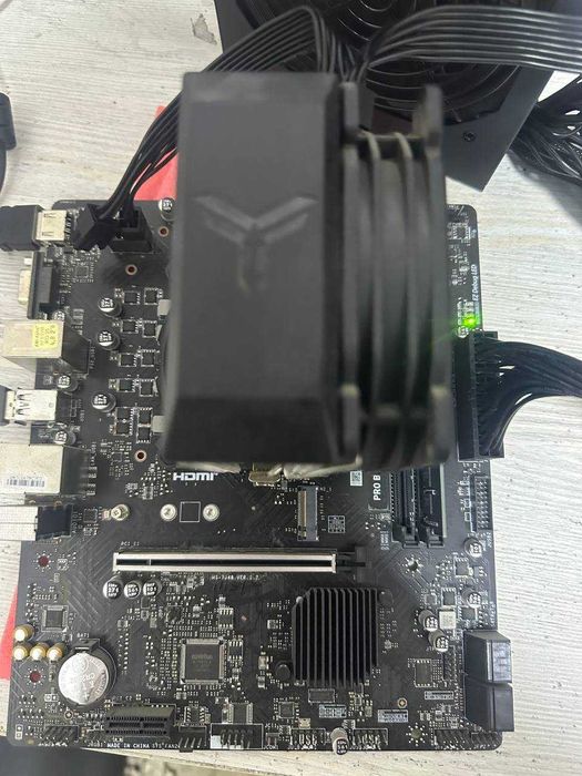 Комплект - MSI B760 + Core i3 12100 со встроенной графикой + куллер