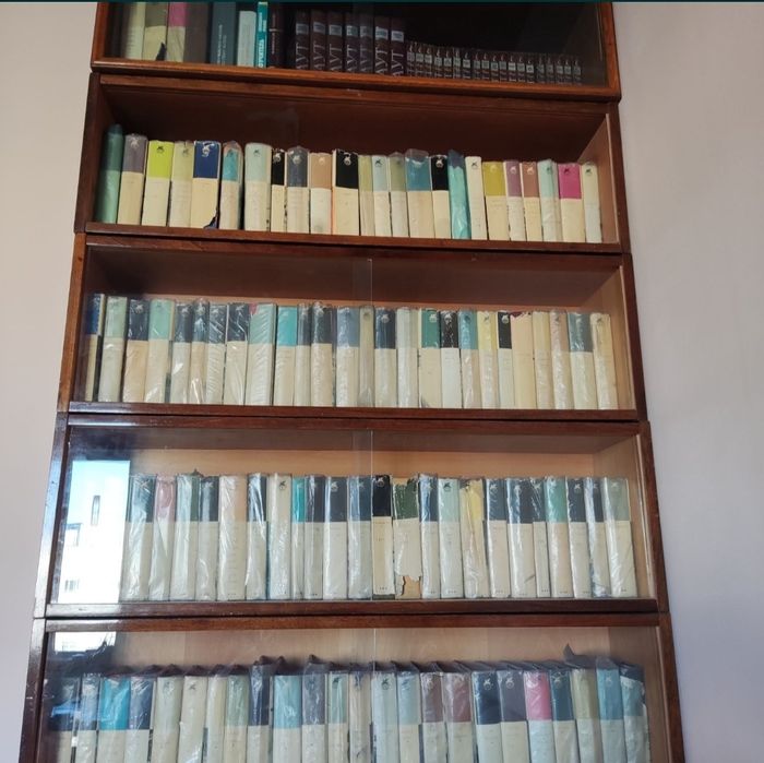Продам книги по 1000 тг одна штука, Всемирной Литературы, 200 штук