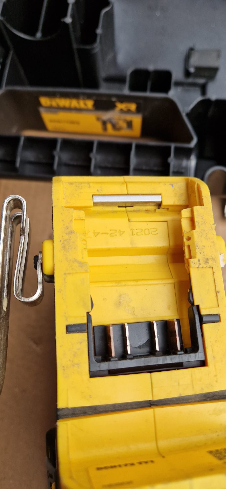 Dewalt rotopercutor pe acumulator