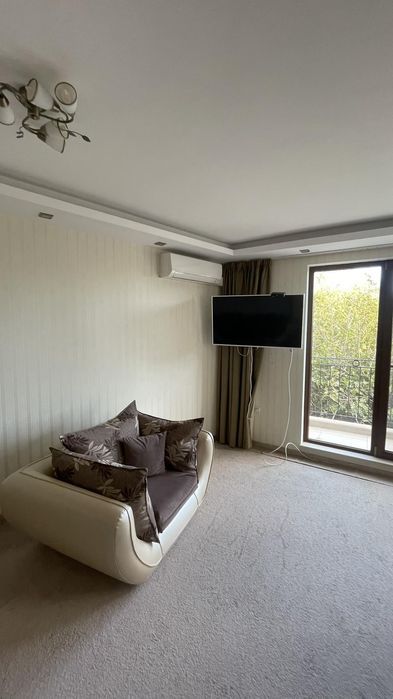 Дава се под наем Двустаен апартамент в Варна, Бриз - 65 кв.м за 700 € - Снимка #8