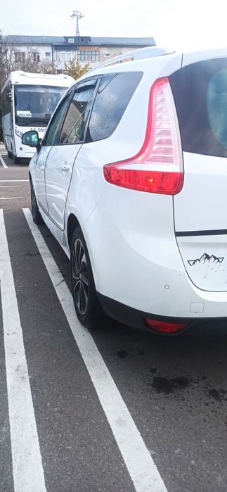 Renault Grand Scenic 2015