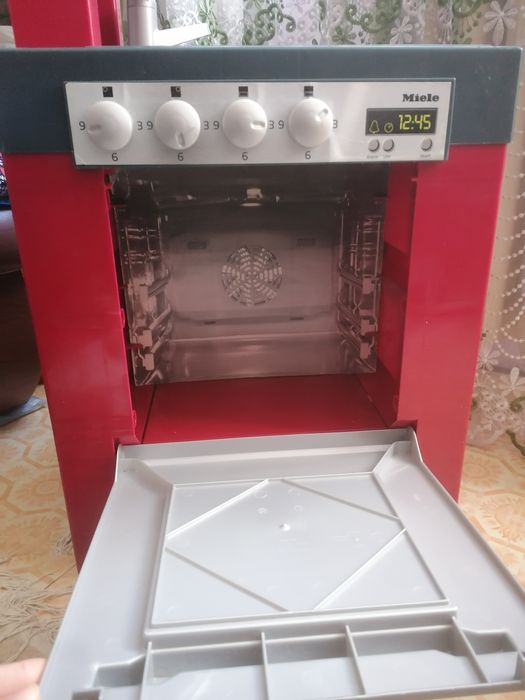 Bucătărie de jucărie, cadoul perfect