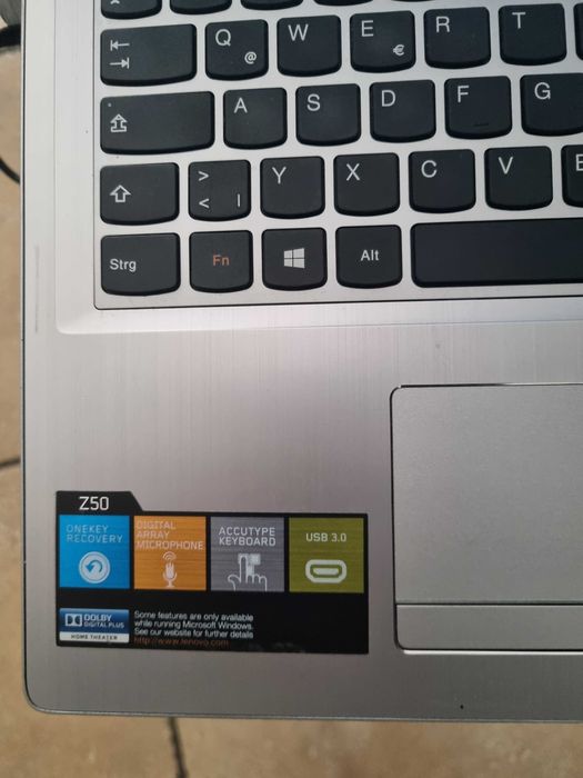Laptop LENOVO Z50
