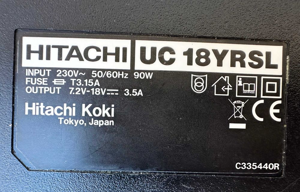 Hitachi UC 18YRSL - Бързо зарядно с охлаждане 14.4-18V
