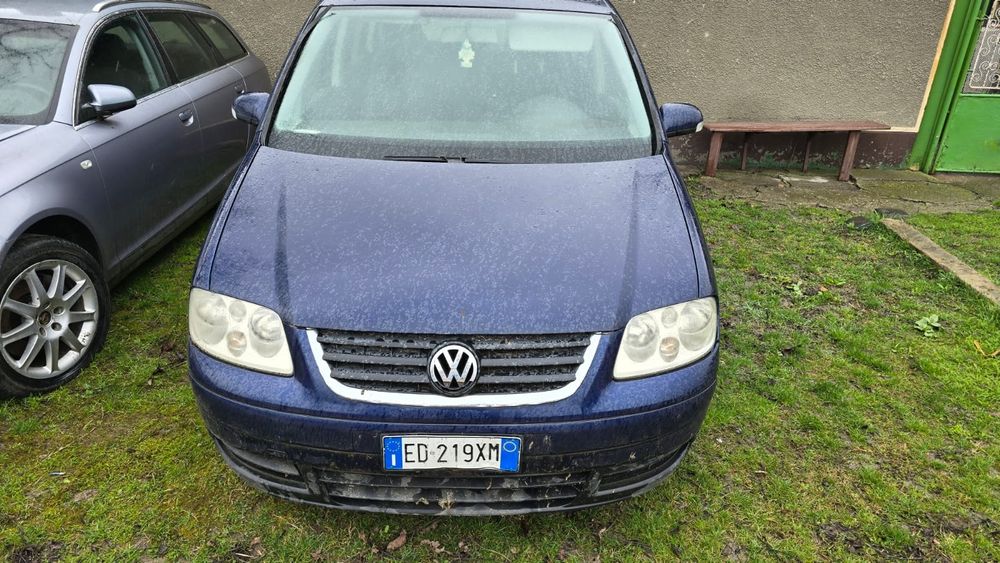 Dezmembrez vw touran 2.0 bks cutie automata