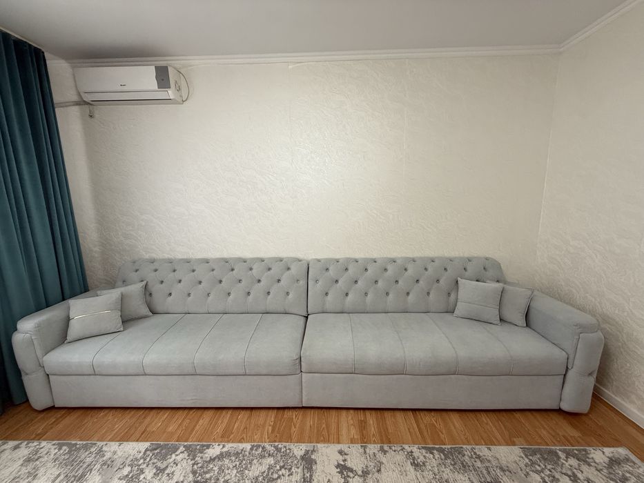 Продам диван в гостиную