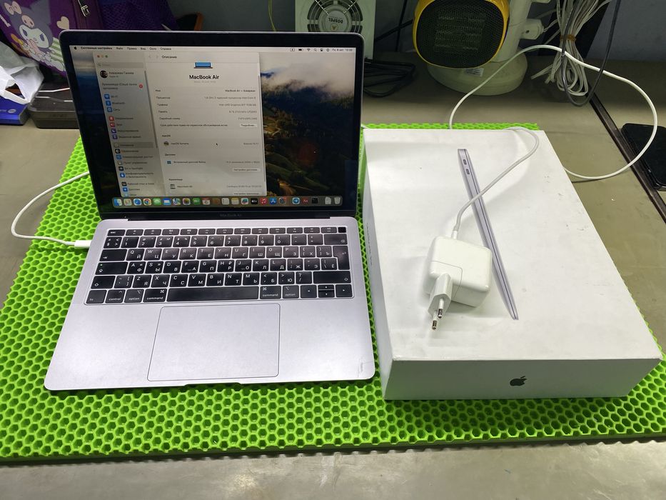 Macbook13 129g. 2018год