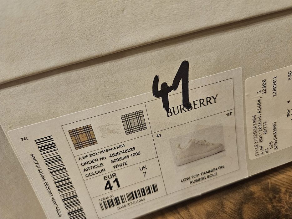 Adidași Burberry, 41,piele,100%originali