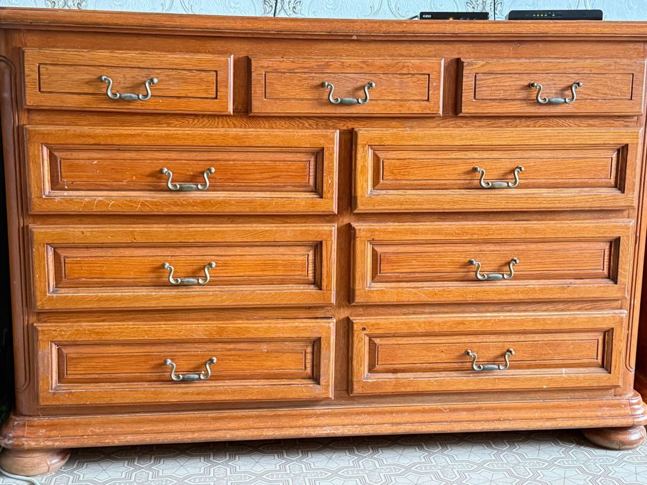 Продам деревянный комод