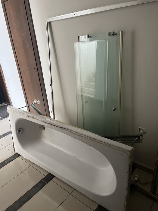 cada + sticla glisanta