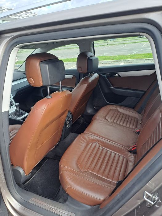 Vând Passat B7 ,2.0D-Euro 5, INTERIOR PIELE CONIAC!!