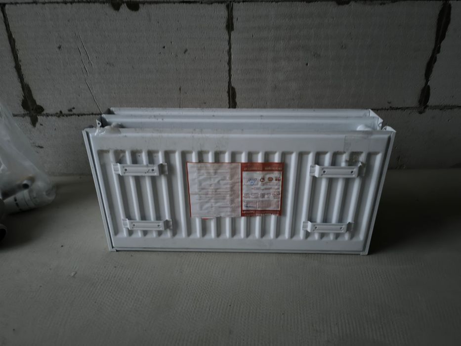 Продам батарею 180х30х15 и 60х30х15 за 50 и 20 тыс