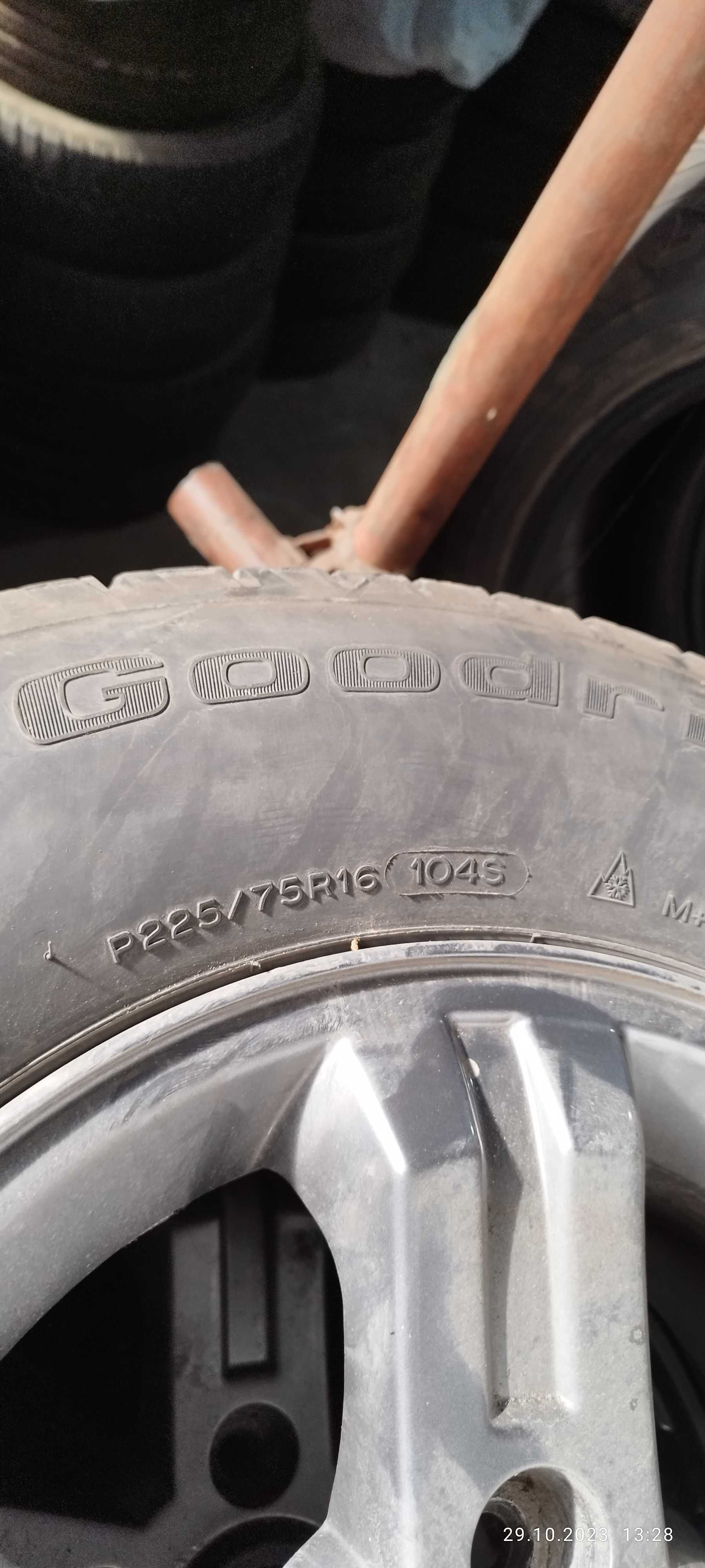 Джанти с зимни гуми BFGoodrich
G-FORCE WINTER