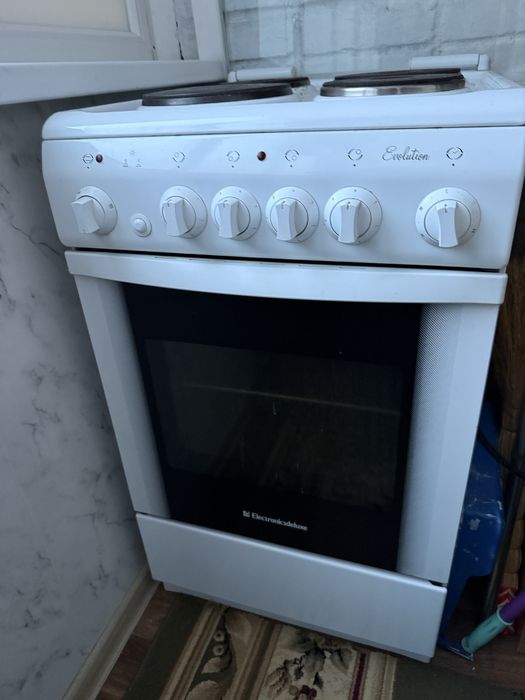 Продам духовку в хорошем рабочем состоянии