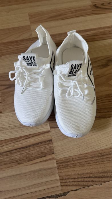 Adidasi usori de jogging