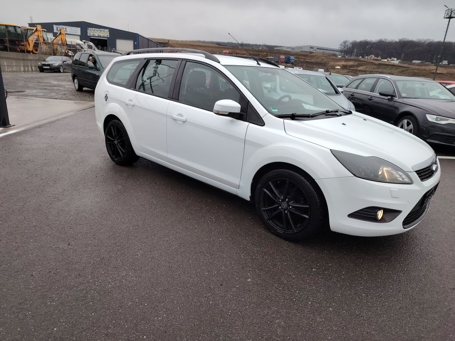 Focus 1.6 benzina 2011 euro 5 Bi xenon