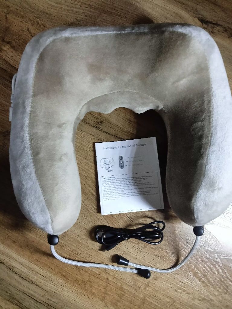 Массажная подушка U-Shaped Massage Pillow

разминать
массиров