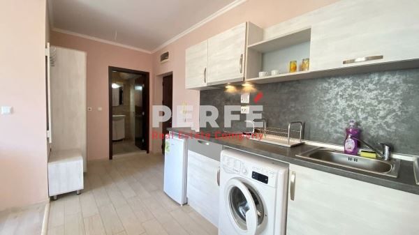Продава се Едностаен апартамент в к.к. Слънчев бряг - 45 кв.м за 1260 €/кв.м - Снимка #2