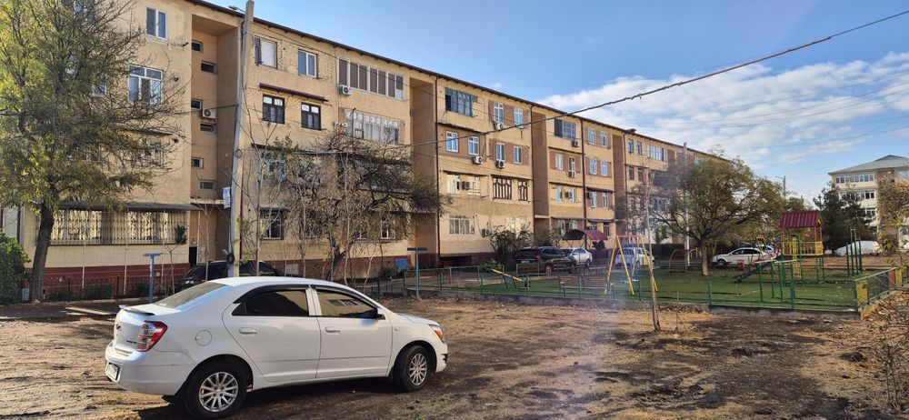 2/3хонали уй сотилади