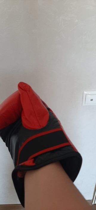 Перчатки для бокса