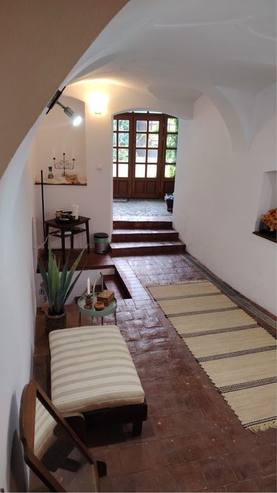 Apartament dragut in sibiu centru gara parcare 1 2 cam mansarda hotel