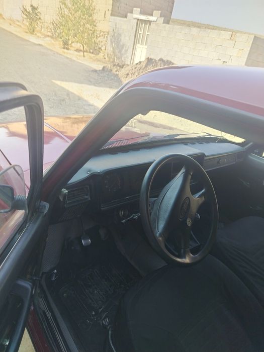 Lada 2107 sotildi xolati o'rta rasxod yo'q