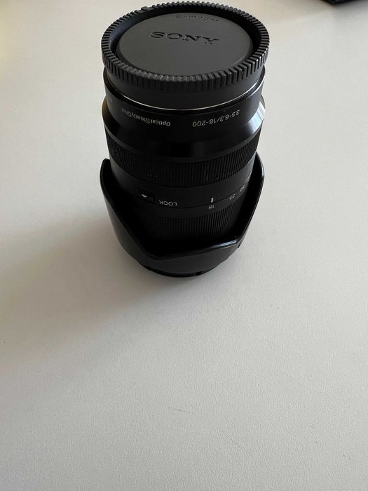 Обектив Sony SEL18200LE E 18 - 200 mm F3.5 - 6.3
