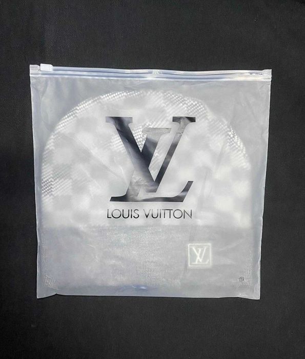 Caciula Louis Vuitton gri