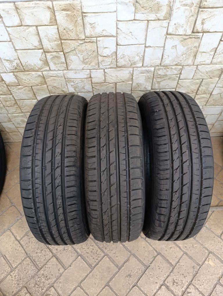 Летни гуми Kumho 225/60/18 PS 91